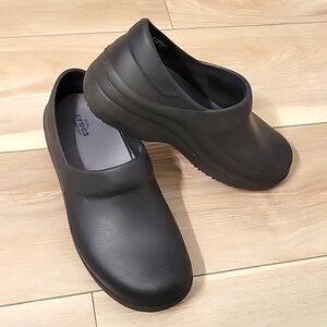 Crocs Womens Neria Pro II Slip Resistant Work Clogs Black size 9